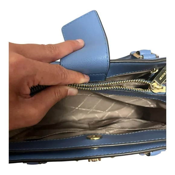 Michael Kors Light Blue Purse with Removable Strap - Picture 13 of 16